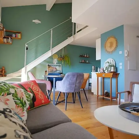 : Superbe Duplex Terrasse, A Pied * Κάννες