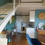 Appartement : Superbe Duplex Terrasse, à Pied *